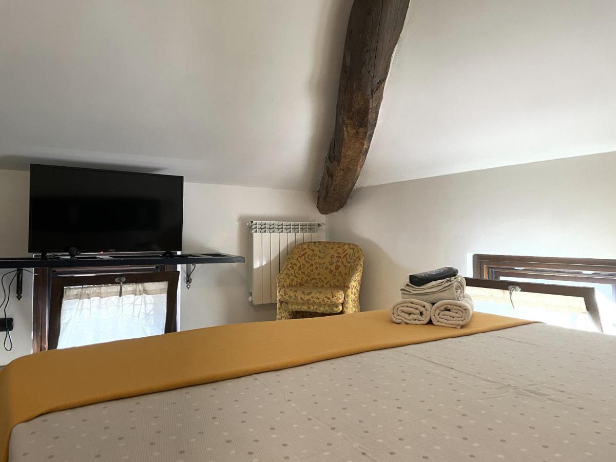 Poste Regie - Milan Guest House Rum bild